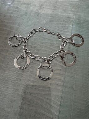 Silver Tone Inspirational Ring Charm Bracelet